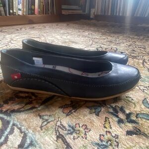 Oliberte Mbozi ballet flats NEW in box